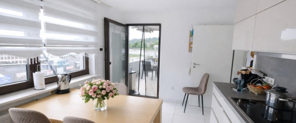 Attraktive Kapitalanlage mit 5,3 % Rendite – Gepflegte 3-Zimmer-Wohnung mit Balkon und Garage in Goldbach | optimhome Immobilien Deutschland • Kaufen & Verkaufen Bild Attraktive Kapitalanlage mit 5,3 % Rendite – Gepflegte 3-Zimmer-Wohnung mit Balkon und Garage in