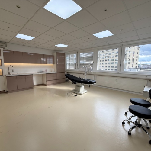 Kaiserlei Offenbach – Büroetage mit neuwertiger Vollausstattung für die Nutzung als Praxis/Büro! optimhome Immobilien Deutschland • Kaufen & Verkaufen