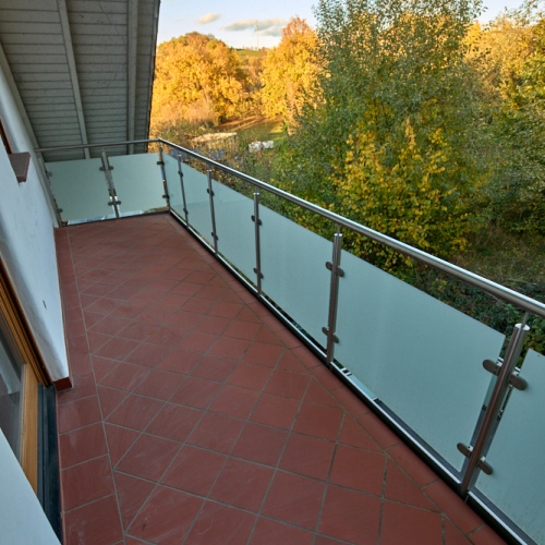 Ruhiges Wohnen in idyllischer Lage – großer Garten & Ausbaupotenzial optimhome Immobilien Deutschland • Kaufen & Verkaufen