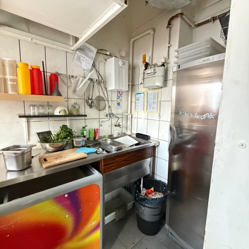 Frankfurt Gallus - Imbiss mit Ausstattung für Döner sucht Nachfolger! optimhome Immobilien Deutschland • Kaufen & Verkaufen