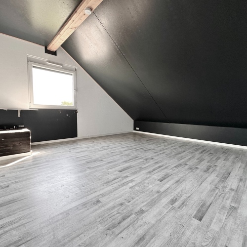 Familienglück an der Nidder! 5 Zimmer Reiheneckhaus mit 2-PKW-Stellplätzen! optimhome Immobilien Deutschland • Kaufen & Verkaufen Familienglück an der Nidder! 5 Zimmer Reiheneckhaus mit 2-PKW-Stellplätzen! optimhome Immobilien Deutschland • Kaufen & Verkaufen