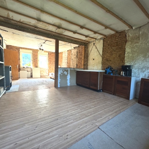 Attraktives Ausbauhaus! Ein- bis Zweifamilienhaus mit Nebengebäude und Garten für Ihr Traumprojekt! optimhome Immobilien Deutschland • Kaufen & Verkaufen Attraktives Ausbauhaus! Ein- bis Zweifamilienhaus mit Nebengebäude und Garten für Ihr Traumprojekt! optimhome Immobilien Deutschland • Kaufen & Verkaufen