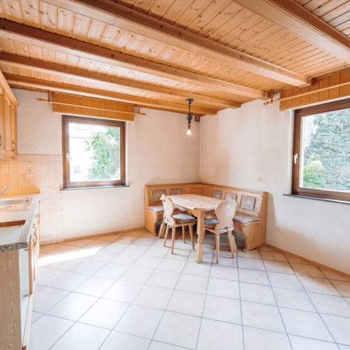 *** Ihr neues Zuhause wartet auf Sie *** Einfamilienhaus mit Charme und Nebengebäude optimhome Immobilien Deutschland • Kaufen & Verkaufen