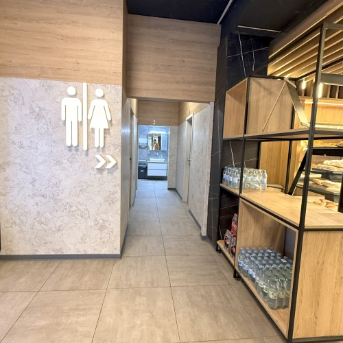 Hochwertige Restaurantfläche nahe Skyline Plaza inkl. Möglichkeit zum Straßenverkauf! optimhome Immobilien Deutschland • Kaufen & Verkaufen Hochwertige Restaurantfläche nahe Skyline Plaza inkl. Möglichkeit zum Straßenverkauf! optimhome Immobilien Deutschland • Kaufen & Verkaufen