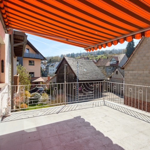 Viel Platz für Ihre Ideen! Einfamilienhaus mit Scheune & sonnigem Freizeitgrundstück optimhome Immobilien Deutschland • Kaufen & Verkaufen