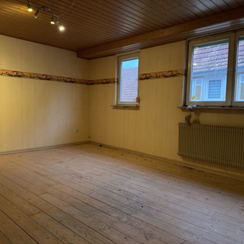 Einfamilienhaus mit Innenhof & Nebengebäude! Ihr Projekt mit Potenzial! Perfekt für Handwerker optimhome Immobilien Deutschland • Kaufen & Verkaufen