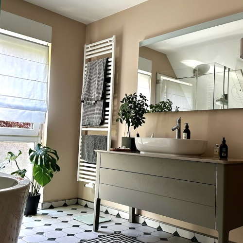 Stilvolles idyllisches Fachwerkhaus mit beheizter Doppelgarage und einem traumhaften Garten optimhome Immobilien Deutschland • Kaufen & Verkaufen Stilvolles idyllisches Fachwerkhaus mit beheizter Doppelgarage und einem traumhaften Garten optimhome Immobilien Deutschland • Kaufen & Verkaufen