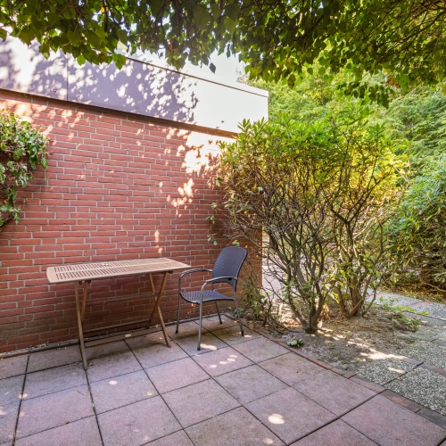Ebenerdiger Wohnkomfort in ruhiger Lage – Stilvoller Bungalow mit Garten optimhome Immobilien Deutschland • Kaufen & Verkaufen Ebenerdiger Wohnkomfort in ruhiger Lage – Stilvoller Bungalow mit Garten optimhome Immobilien Deutschland • Kaufen & Verkaufen
