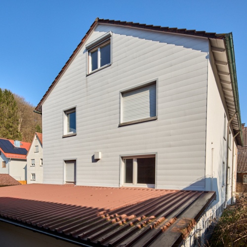 Familienparadies mit Garten! Großzügiges Haus mit Garten, Ausbaupotenzial & Flexibilität optimhome Immobilien Deutschland • Kaufen & Verkaufen Familienparadies mit Garten! Großzügiges Haus mit Garten, Ausbaupotenzial & Flexibilität optimhome Immobilien Deutschland • Kaufen & Verkaufen