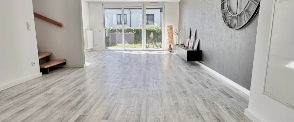 Familienglück an der Nidder! 5 Zimmer Reiheneckhaus mit 2-PKW-Stellplätzen! in Nidderau | optimhome Immobilien Deutschland • Kaufen & Verkaufen Bild Familienglück an der Nidder! 5 Zimmer Reiheneckhaus mit 2-PKW-Stellplätzen! in Nidderau