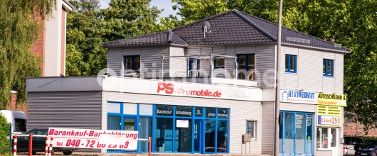 Bild Gewerbeimmobilie mit Wohnung und ca. 40 Stellplätzen – ideal für Kfz-Nutzung in Hamburg