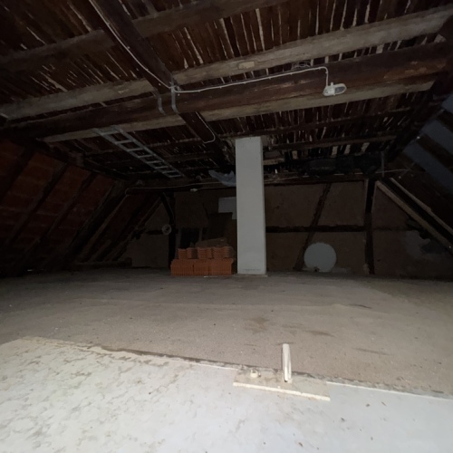 Einfamilienhaus mit Innenhof & Nebengebäude! Ihr Projekt mit Potenzial! Perfekt für Handwerker optimhome Immobilien Deutschland • Kaufen & Verkaufen