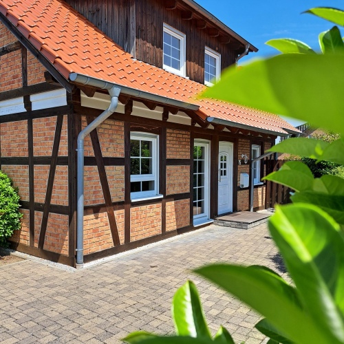 Wohnen mit Charme - Fachwerktraum mit Gartenidylle in Bergheim-Oberaussem optimhome Immobilien Deutschland • Kaufen & Verkaufen Wohnen mit Charme - Fachwerktraum mit Gartenidylle in Bergheim-Oberaussem optimhome Immobilien Deutschland • Kaufen & Verkaufen