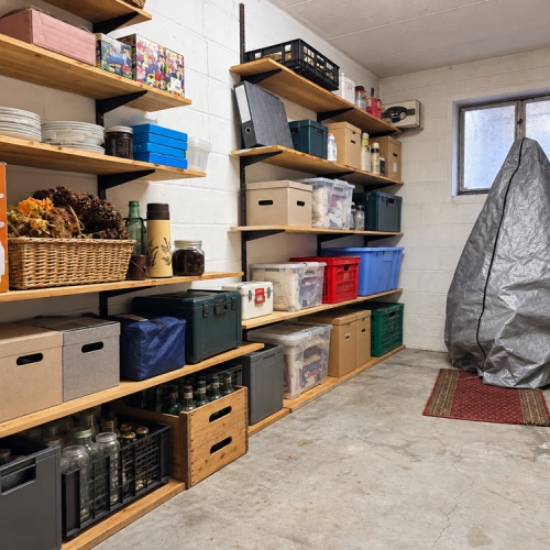 Zweifamilien-Reihenmittelhaus mit 245 m² Wohnfläche, neuem Dach, Wärmepumpe und 3 Garagen optimhome Immobilien Deutschland • Kaufen & Verkaufen Zweifamilien-Reihenmittelhaus mit 245 m² Wohnfläche, neuem Dach, Wärmepumpe und 3 Garagen optimhome Immobilien Deutschland • Kaufen & Verkaufen