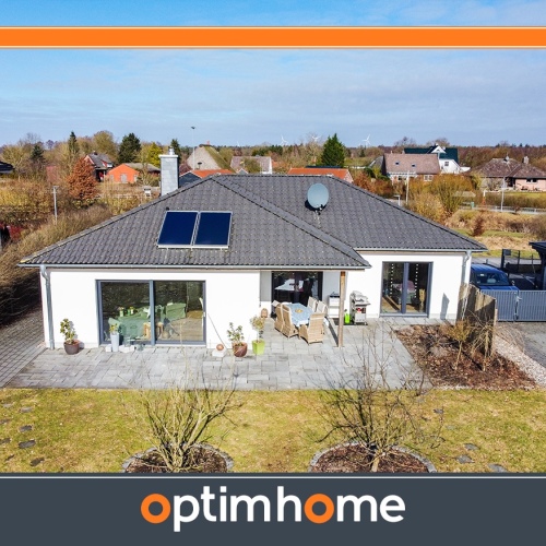 Leben auf einer Ebene – Stilvoller Winkelbungalow zum Wohlfühlen optimhome Immobilien Deutschland • Kaufen & Verkaufen