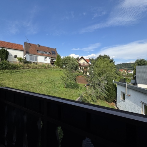 3-Parteienhaus mit Solarthermie in guter Wohnlage – ideal für Anleger oder Selbstnutzer optimhome Immobilien Deutschland • Kaufen & Verkaufen