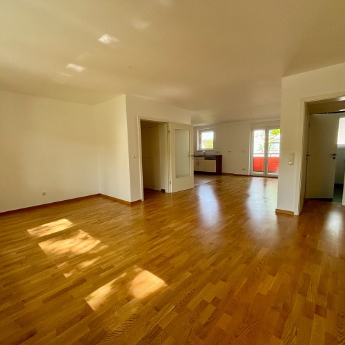 RESERVIERT Sofort verfügbar: moderne Etagenwohnung mit Balkon und Stellplatz optimhome Immobilien Deutschland • Kaufen & Verkaufen RESERVIERT Sofort verfügbar: moderne Etagenwohnung mit Balkon und Stellplatz optimhome Immobilien Deutschland • Kaufen & Verkaufen