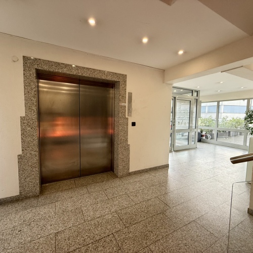 Kaiserlei Offenbach – Büroetage mit neuwertiger Vollausstattung für die Nutzung als Praxis/Büro! optimhome Immobilien Deutschland • Kaufen & Verkaufen