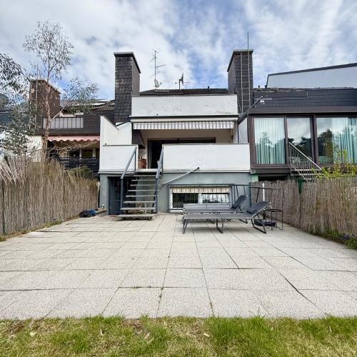 Familienparadies am Waldrand – 5-Zimmer-Reihenhaus mit Garten und zwei Balkonen! optimhome Immobilien Deutschland • Kaufen & Verkaufen
