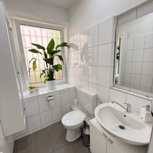Sofort durchstarten! Moderne Gastrofläche mit Terrasse in Nordend! optimhome Immobilien Deutschland • Kaufen & Verkaufen Sofort durchstarten! Moderne Gastrofläche mit Terrasse in Nordend! optimhome Immobilien Deutschland • Kaufen & Verkaufen