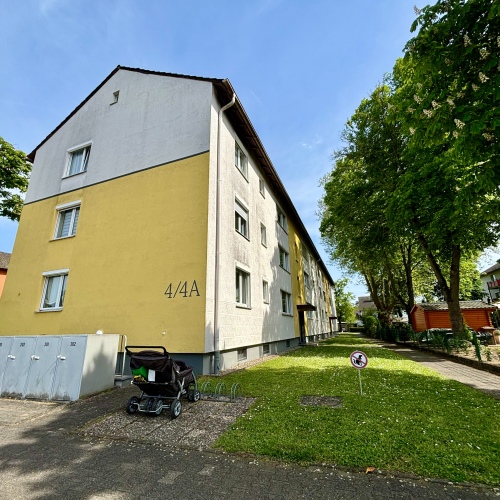 RESERVIERT Sofort verfügbar: moderne Etagenwohnung mit Balkon und Stellplatz optimhome Immobilien Deutschland • Kaufen & Verkaufen RESERVIERT Sofort verfügbar: moderne Etagenwohnung mit Balkon und Stellplatz optimhome Immobilien Deutschland • Kaufen & Verkaufen