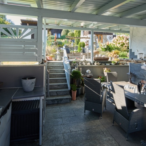 Einziehen und Wohlfühlen – Einfamilienhaus mit Garten, großer Terrasse - Platz für die ganze Familie optimhome Immobilien Deutschland • Kaufen & Verkaufen Einziehen und Wohlfühlen – Einfamilienhaus mit Garten, großer Terrasse - Platz für die ganze Familie optimhome Immobilien Deutschland • Kaufen & Verkaufen