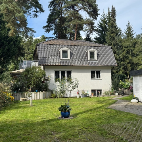 Einfamilienhaus mit Mansardendach ca. 225 qm optimale Raumaufteilung und tagesbelichtetes Souterrain optimhome Immobilien Deutschland • Kaufen & Verkaufen