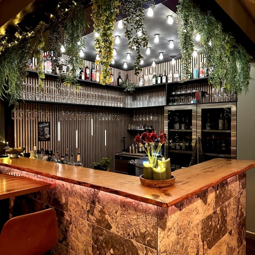 Modern und Gemütlich! Weinbar mit Sonnenterrasse in Frankfurt-Sachsenhausen! optimhome Immobilien Deutschland • Kaufen & Verkaufen Modern und Gemütlich! Weinbar mit Sonnenterrasse in Frankfurt-Sachsenhausen! optimhome Immobilien Deutschland • Kaufen & Verkaufen