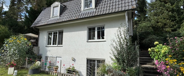 Bild Einfamilienhaus mit Mansardendach ca. 225 qm optimale Raumaufteilung und tagesbelichtetes Souterrain in 