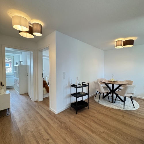 Erstbezug nach Sanierung! Stilvolle 3-Zimmerwohnung mit zusätzlichem Raum für Arbeiten & Leben optimhome Immobilien Deutschland • Kaufen & Verkaufen