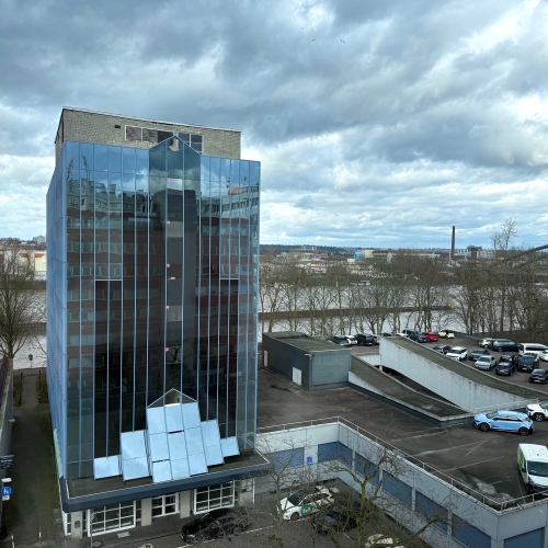 Kaiserlei Offenbach – Büroetage mit neuwertiger Vollausstattung für die Nutzung als Praxis/Büro! optimhome Immobilien Deutschland • Kaufen & Verkaufen