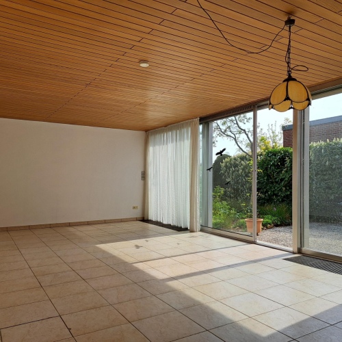 Viel Platz für Leben und Ideen – großzügiges Reihenmittelhaus mit Einliegerwohnung optimhome Immobilien Deutschland • Kaufen & Verkaufen Viel Platz für Leben und Ideen – großzügiges Reihenmittelhaus mit Einliegerwohnung optimhome Immobilien Deutschland • Kaufen & Verkaufen