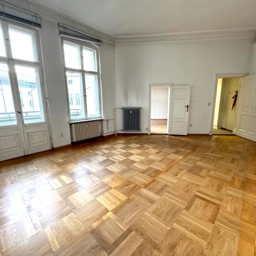 Top-Lage Büroräume direkt am U-Bahnhof in der City-West optimhome Immobilien Deutschland • Kaufen & Verkaufen Top-Lage Büroräume direkt am U-Bahnhof in der City-West optimhome Immobilien Deutschland • Kaufen & Verkaufen