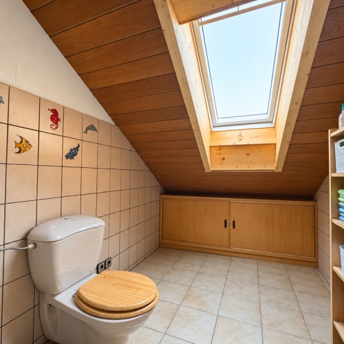 Zweifamilien-Reihenmittelhaus mit 245 m² Wohnfläche, neuem Dach, Wärmepumpe und 3 Garagen optimhome Immobilien Deutschland • Kaufen & Verkaufen Zweifamilien-Reihenmittelhaus mit 245 m² Wohnfläche, neuem Dach, Wärmepumpe und 3 Garagen optimhome Immobilien Deutschland • Kaufen & Verkaufen