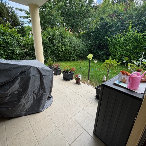 ***Freundliches Domizil mit eigenem Gartenanteil*** optimhome Immobilien Deutschland • Kaufen & Verkaufen ***Freundliches Domizil mit eigenem Gartenanteil*** optimhome Immobilien Deutschland • Kaufen & Verkaufen