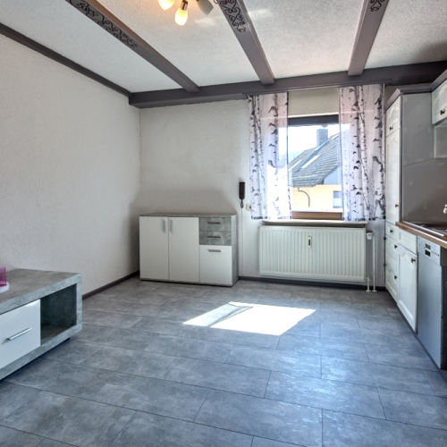 Viel Platz für Ihre Ideen! Einfamilienhaus mit Scheune & sonnigem Freizeitgrundstück optimhome Immobilien Deutschland • Kaufen & Verkaufen