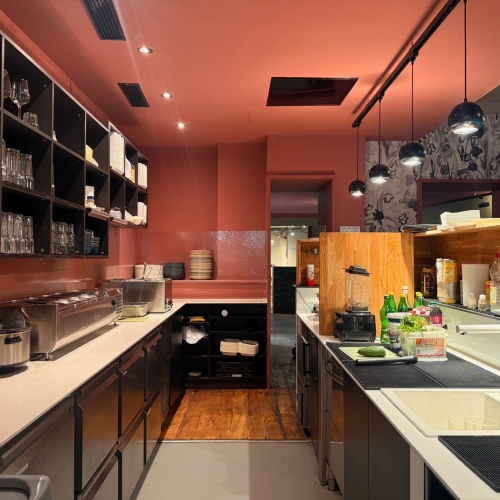 Top Gastronomiefläche mit Vollausstattung und großer Terrasse auf der Schweizer Straße! optimhome Immobilien Deutschland • Kaufen & Verkaufen Top Gastronomiefläche mit Vollausstattung und großer Terrasse auf der Schweizer Straße! optimhome Immobilien Deutschland • Kaufen & Verkaufen