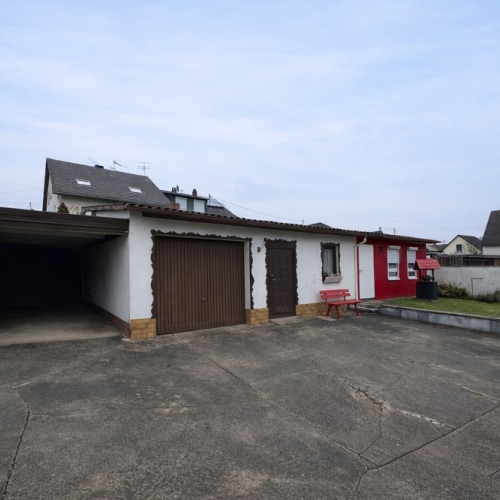 Freistehendes Wohnhaus in Mainnähe – zwei Wohneinheiten mit Charme optimhome Immobilien Deutschland • Kaufen & Verkaufen