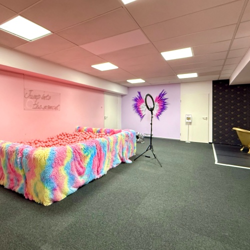 Attraktive Gewerbefläche für Social-Media- Event- und Freizeitkonzepte am Mainufer! optimhome Immobilien Deutschland • Kaufen & Verkaufen Attraktive Gewerbefläche für Social-Media- Event- und Freizeitkonzepte am Mainufer! optimhome Immobilien Deutschland • Kaufen & Verkaufen