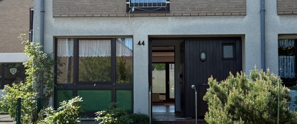 Bild Hübsches Reihenendhaus mit tollem Garten und Garage in Köln