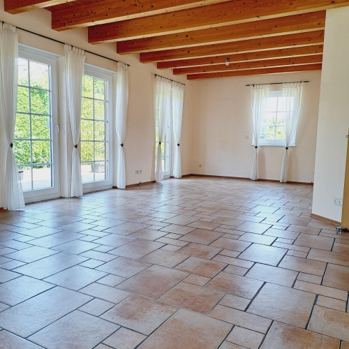 Wohnen mit Charme - Fachwerktraum mit Gartenidylle in Bergheim-Oberaussem optimhome Immobilien Deutschland • Kaufen & Verkaufen Wohnen mit Charme - Fachwerktraum mit Gartenidylle in Bergheim-Oberaussem optimhome Immobilien Deutschland • Kaufen & Verkaufen