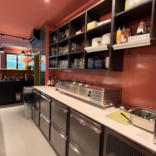 Top Gastronomiefläche mit Vollausstattung und großer Terrasse auf der Schweizer Straße! optimhome Immobilien Deutschland • Kaufen & Verkaufen Top Gastronomiefläche mit Vollausstattung und großer Terrasse auf der Schweizer Straße! optimhome Immobilien Deutschland • Kaufen & Verkaufen