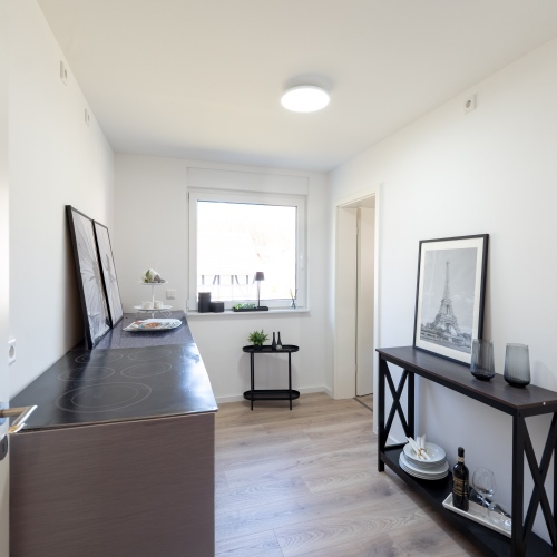 ERSTBEZUG NACH SANIERUNG! Schöne, sanierte Eigentumswohnung mit Balkon, Terrasse und Grünfläche optimhome Immobilien Deutschland • Kaufen & Verkaufen ERSTBEZUG NACH SANIERUNG! Schöne, sanierte Eigentumswohnung mit Balkon, Terrasse und Grünfläche optimhome Immobilien Deutschland • Kaufen & Verkaufen