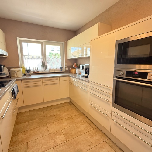 Familienglück in direkter Waldrandlage! Moderne Reihenhaus sucht zuverlässigen Mieter! optimhome Immobilien Deutschland • Kaufen & Verkaufen