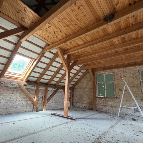 RESERVIERT _ 2 Einfamilienhäuser und Remise auf 723 qm Grundstück im historischem Dorfanger optimhome Immobilien Deutschland • Kaufen & Verkaufen