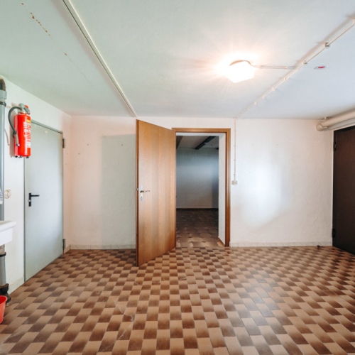 Familienparadies mit Garten! Großzügiges Haus mit Garten, Ausbaupotenzial & Flexibilität optimhome Immobilien Deutschland • Kaufen & Verkaufen Familienparadies mit Garten! Großzügiges Haus mit Garten, Ausbaupotenzial & Flexibilität optimhome Immobilien Deutschland • Kaufen & Verkaufen