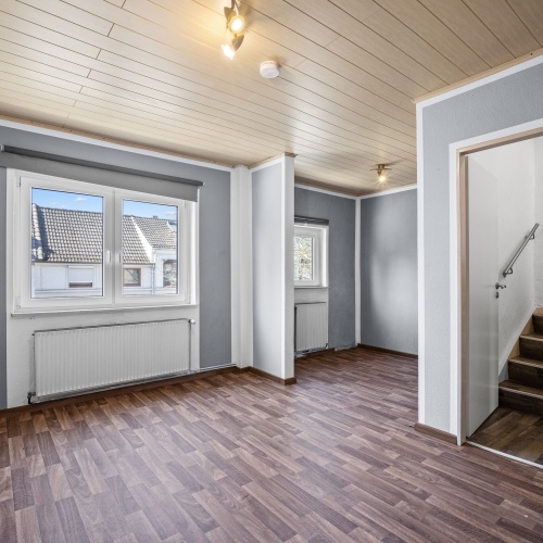 Eigentum statt Miete! Solides Reihenhaus mit ausgebautem Dachgeschoss und Garten optimhome Immobilien Deutschland • Kaufen & Verkaufen