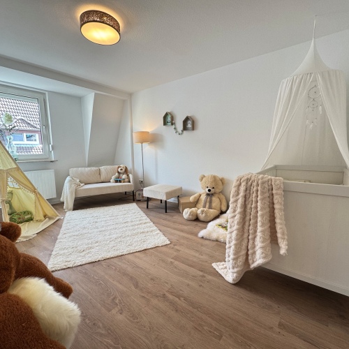 Erstbezug nach Sanierung! Stilvolle 3-Zimmerwohnung mit zusätzlichem Raum für Arbeiten & Leben optimhome Immobilien Deutschland • Kaufen & Verkaufen