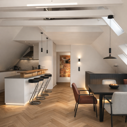 Tolle Dachgeschosswohnung mit Klimaanlage in der Innenstadt optimhome Immobilien Deutschland • Kaufen & Verkaufen