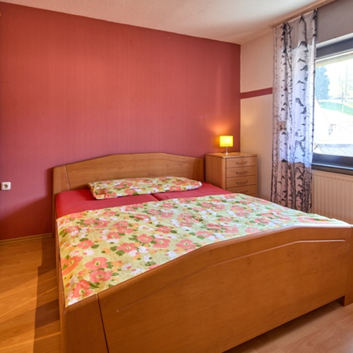 Viel Platz für Ihre Ideen! Einfamilienhaus mit Scheune & sonnigem Freizeitgrundstück optimhome Immobilien Deutschland • Kaufen & Verkaufen